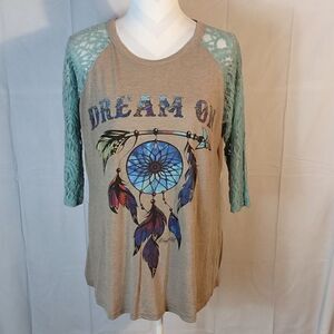 Daisy Rae "Dream On" Dream Catcher Lace Sleeve Tee